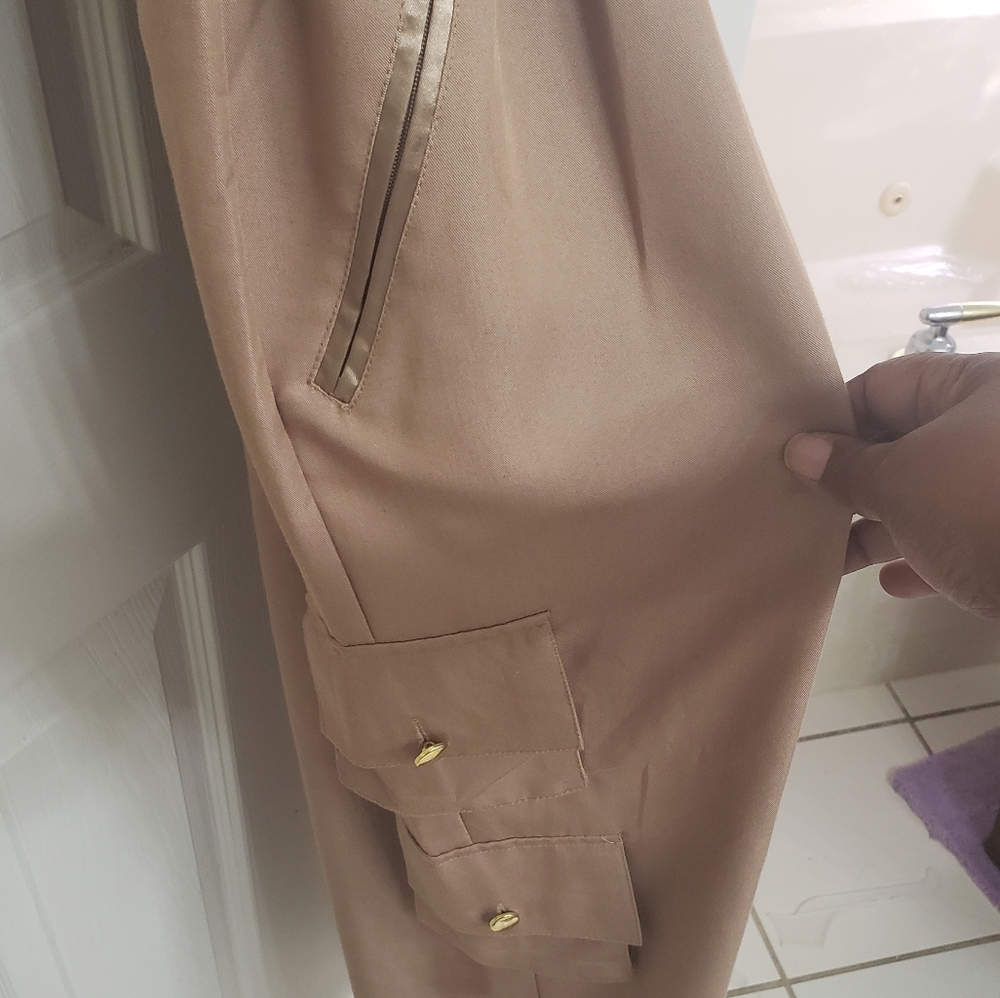 Romper - Picture 2 of 4